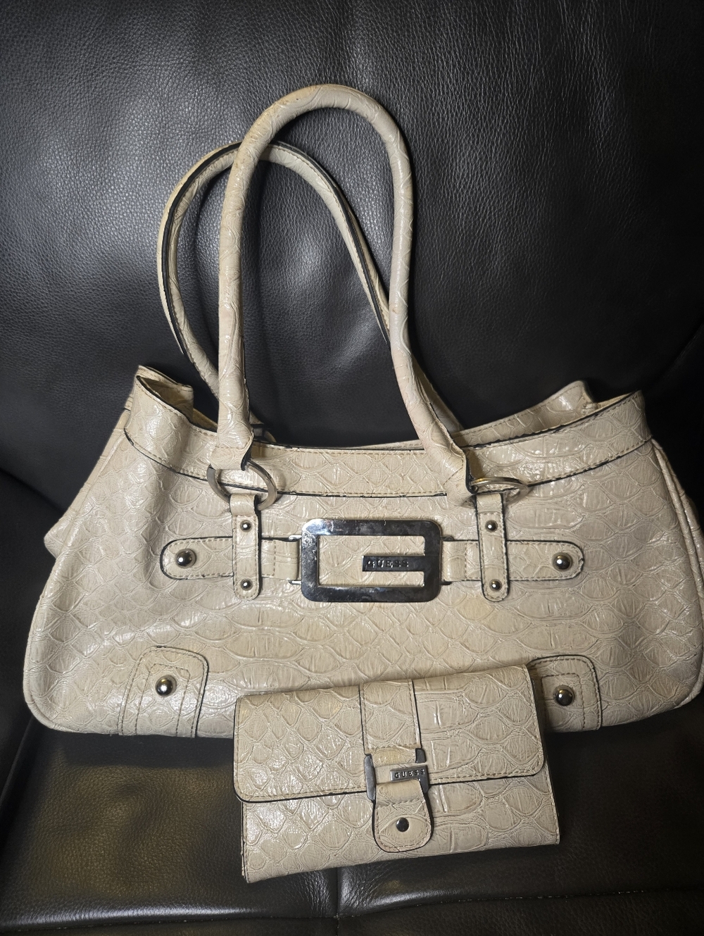 Guess Beige Tote Handbag with Matching Wallet